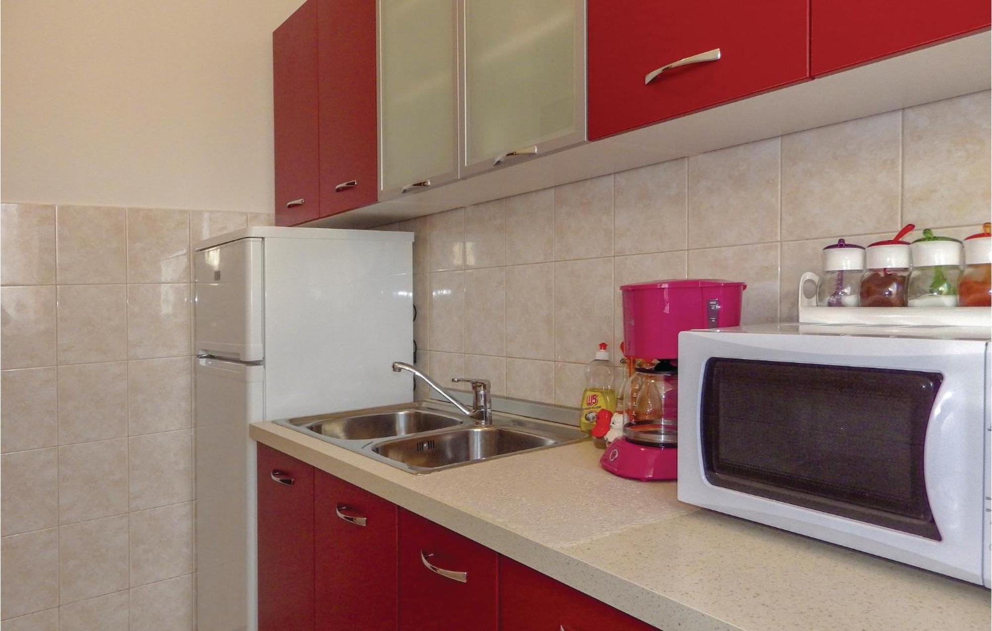 Amazing Apartment In Porec With Kitchen Eksteriør bilde
